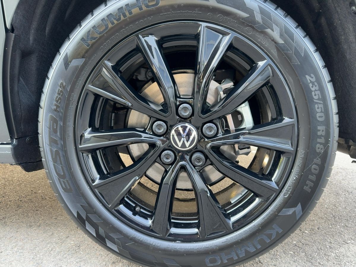 Multivan Life 2.0TDI 110kW DSG AHK*Klima*Navi*WR