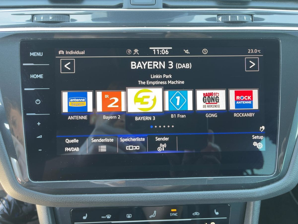 Tiguan 2.0 TDI DSG 4M AHK ACC LED-Matrix Navi Kamera Leder Sitzhzg Bluet.
