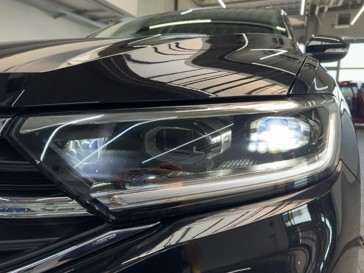 T-Roc 1.5 TSI DSG R-Line ACC AHK Navi LED-Plus Kamera Side Ass Climatronic Bluet