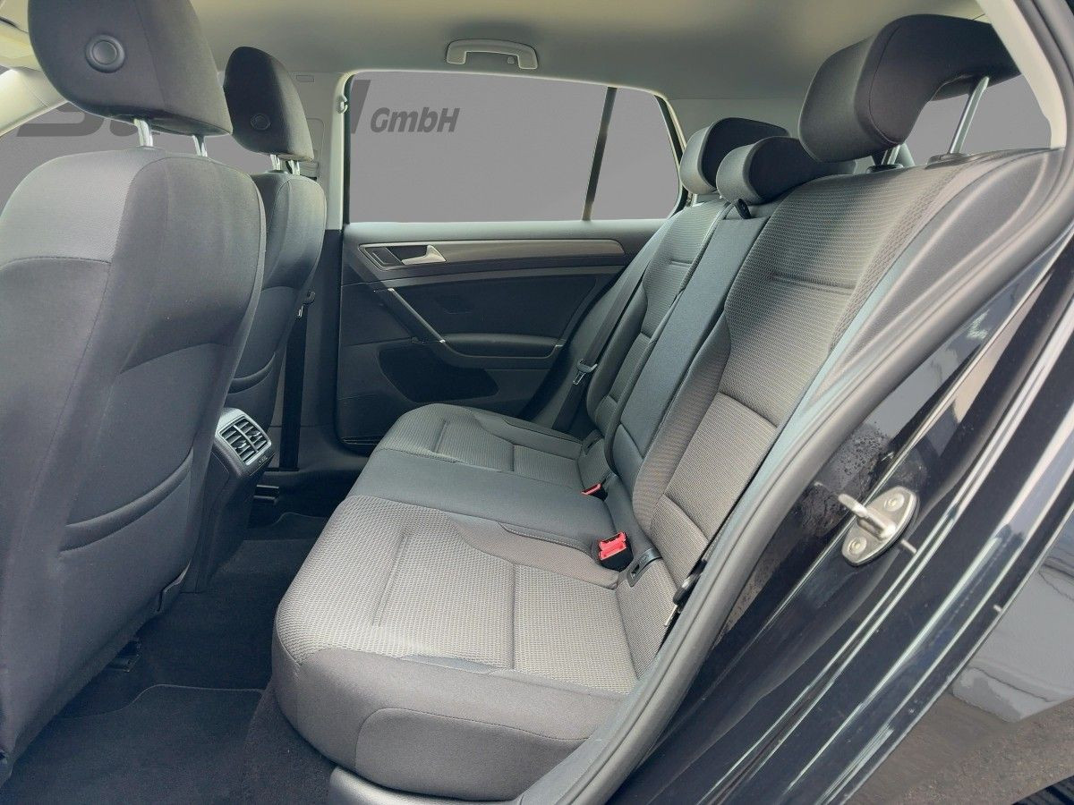 Golf VII 1.2 TSI Comfortline Parkp. Climatronic elektr. Spiegel + FH
