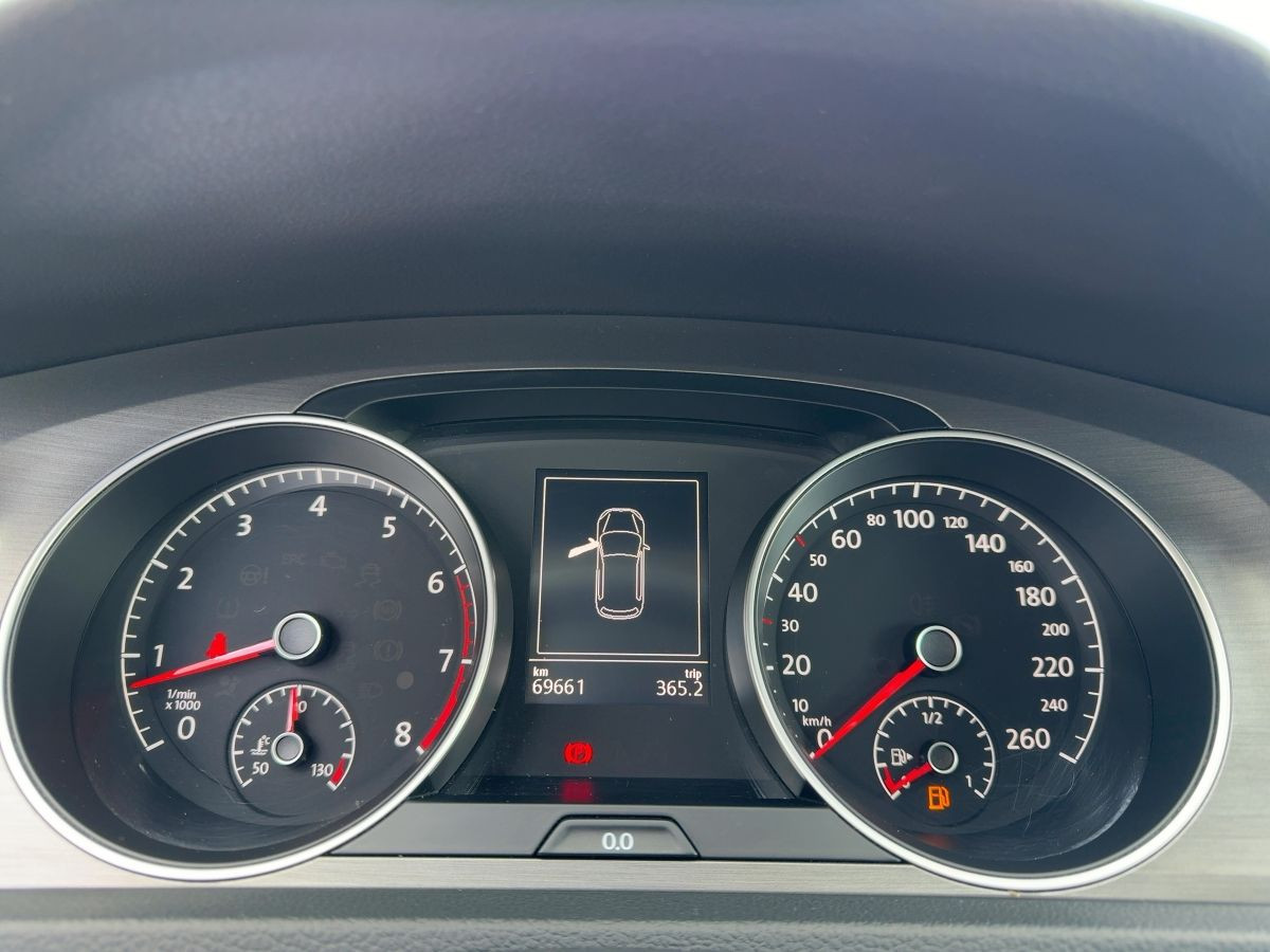 Golf VII 1.2 TSI Comfortline Parkp. Climatronic elektr. Spiegel + FH
