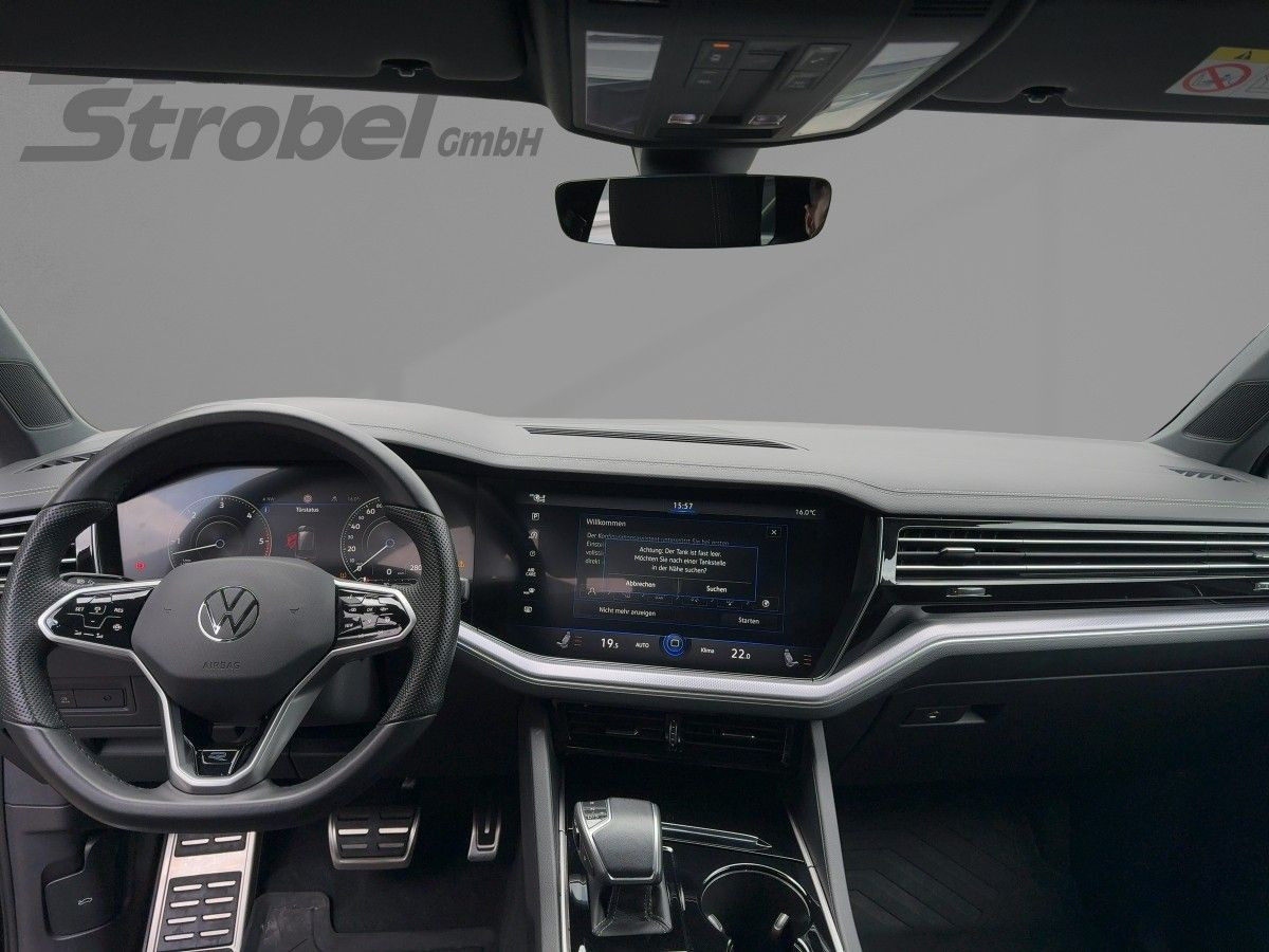 Touareg 3.0 V6 TDI DSG 4M R-Line ACC AHK Standh. LED Navi Luft ergo Leder