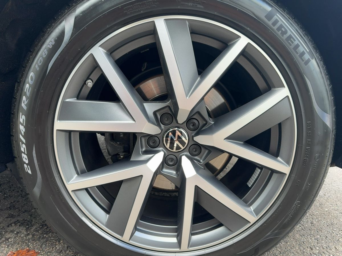 Touareg 3.0 V6 TDI DSG 4M R-Line ACC AHK Standh. LED Navi Luft ergo Leder