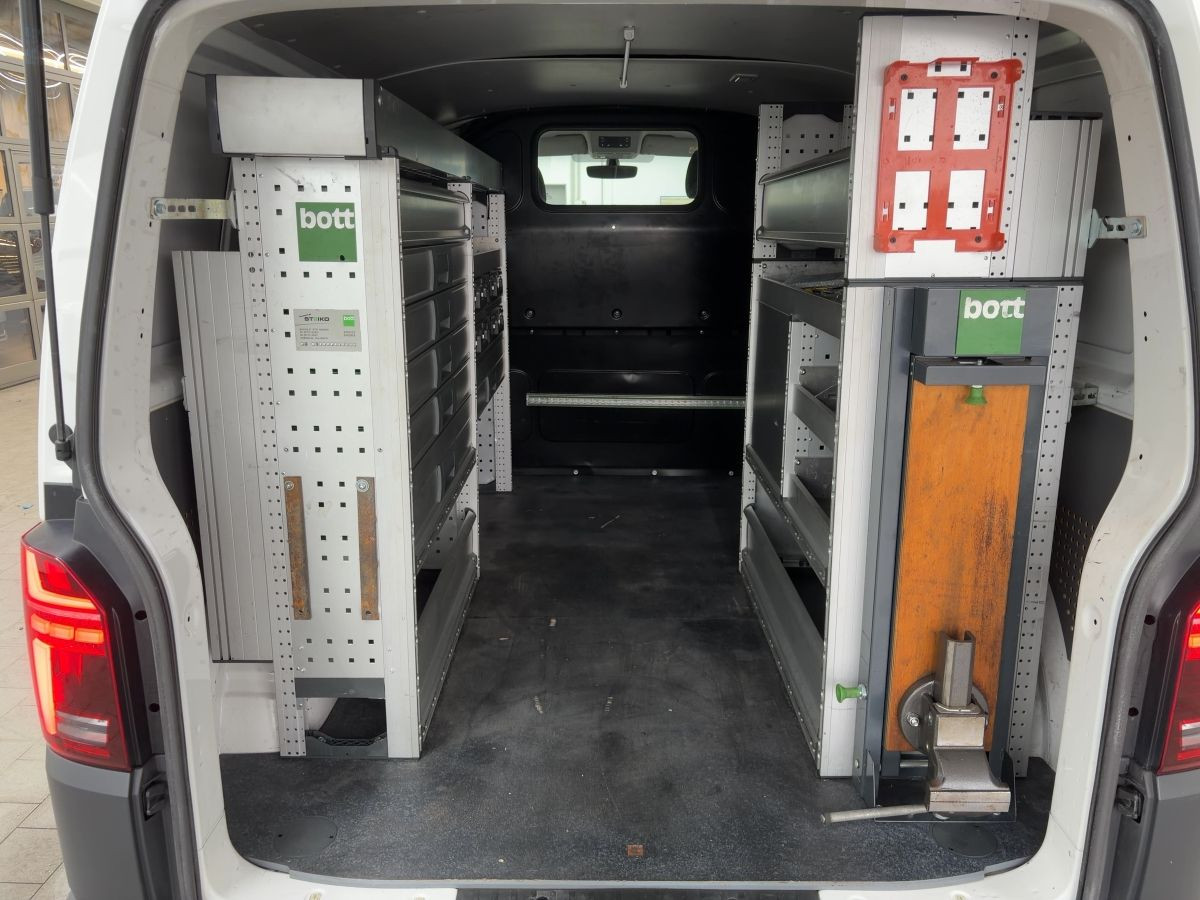 T6.1 Kasten 2.0 TDI DSG Bott Regalsystem LED Navi Klima Sitzhzg Standh.