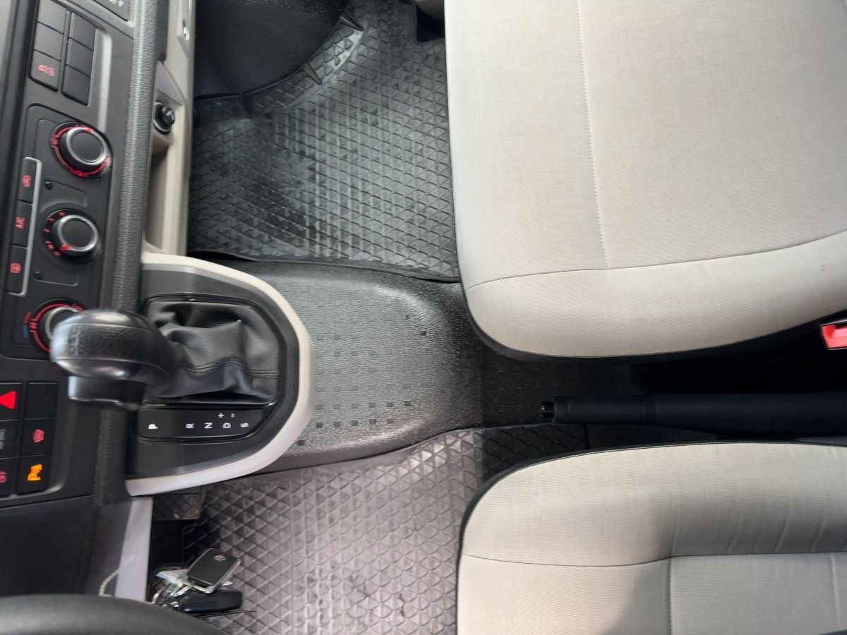 T6 Kasten 2.0 TDI DSG 4M LR AHK Navi LED Klima Kamera Tempo Sitzh.