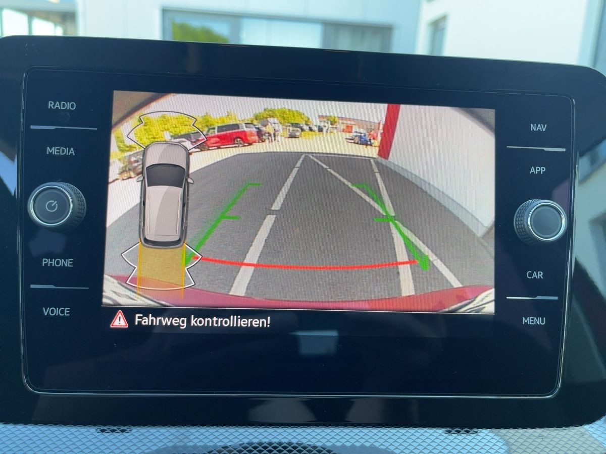 T-Cross 1.0 TSI DSG Life ab 3,99% ACC Navi LED Kamera Climatronic Bluet. Sitzh.