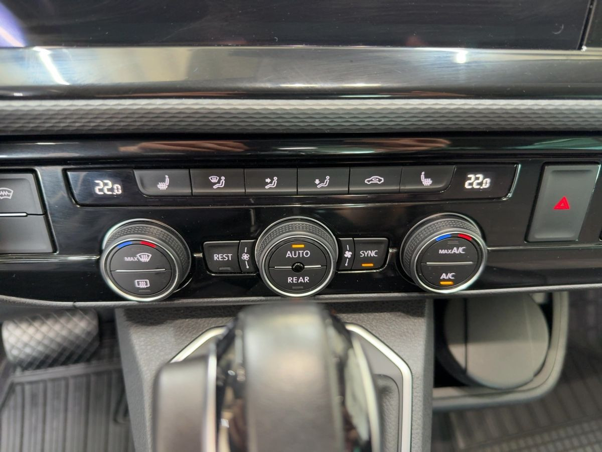 Multivan 2.0 TDI DSG 4M 