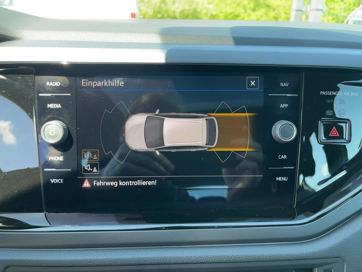 Taigo 1.5 TSI DSG R-Line ACC Navi LED-Matrix Pano Einparkh. Climatronic
