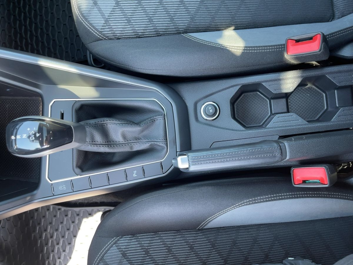 Taigo 1.5 TSI DSG R-Line ACC Navi LED-Matrix Pano Einparkh. Climatronic