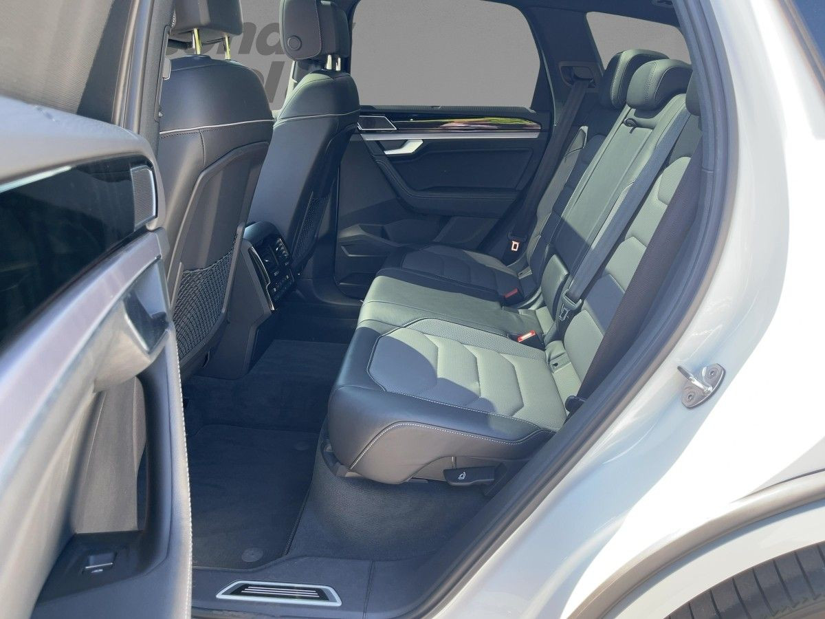 Touareg 3.0 V6 TDI DSG 4M R-Line 