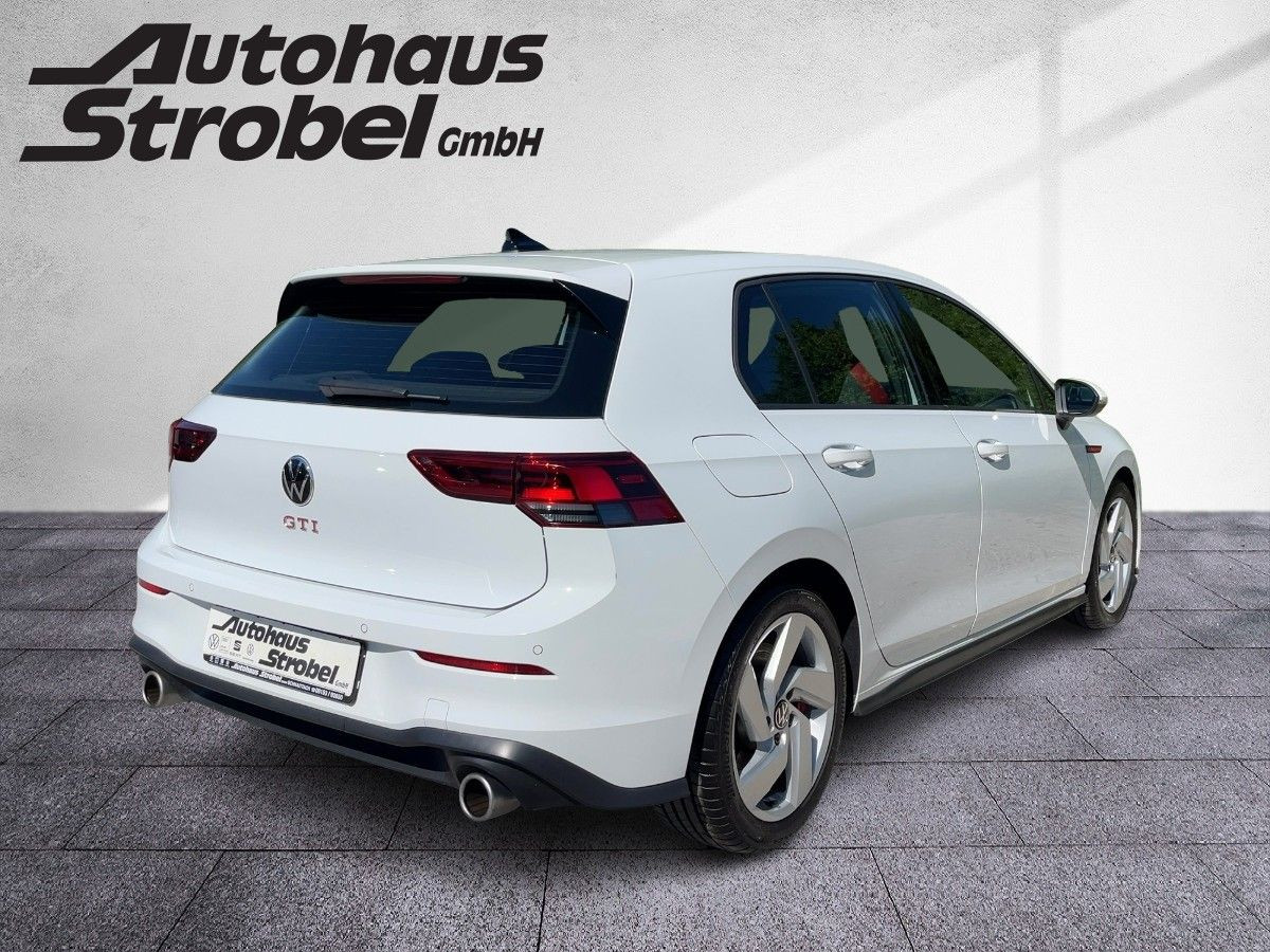Golf VIII GTI 2.0 TSI DSG LED Plus Einparkh. DAB+ Lane Ass. Keyless Bluet.