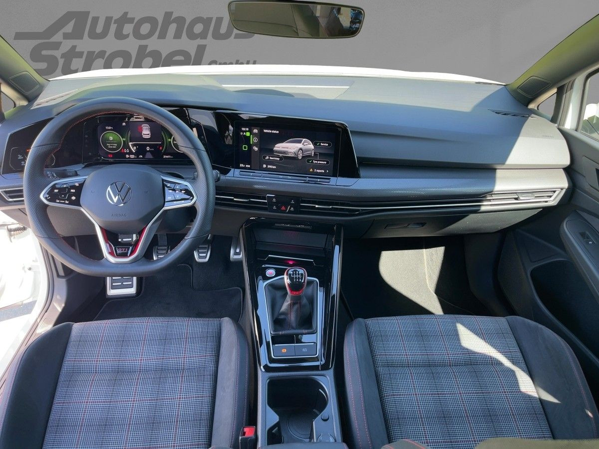 Golf VIII GTI 2.0 TSI DSG LED Plus Einparkh. DAB+ Lane Ass. Keyless Bluet.