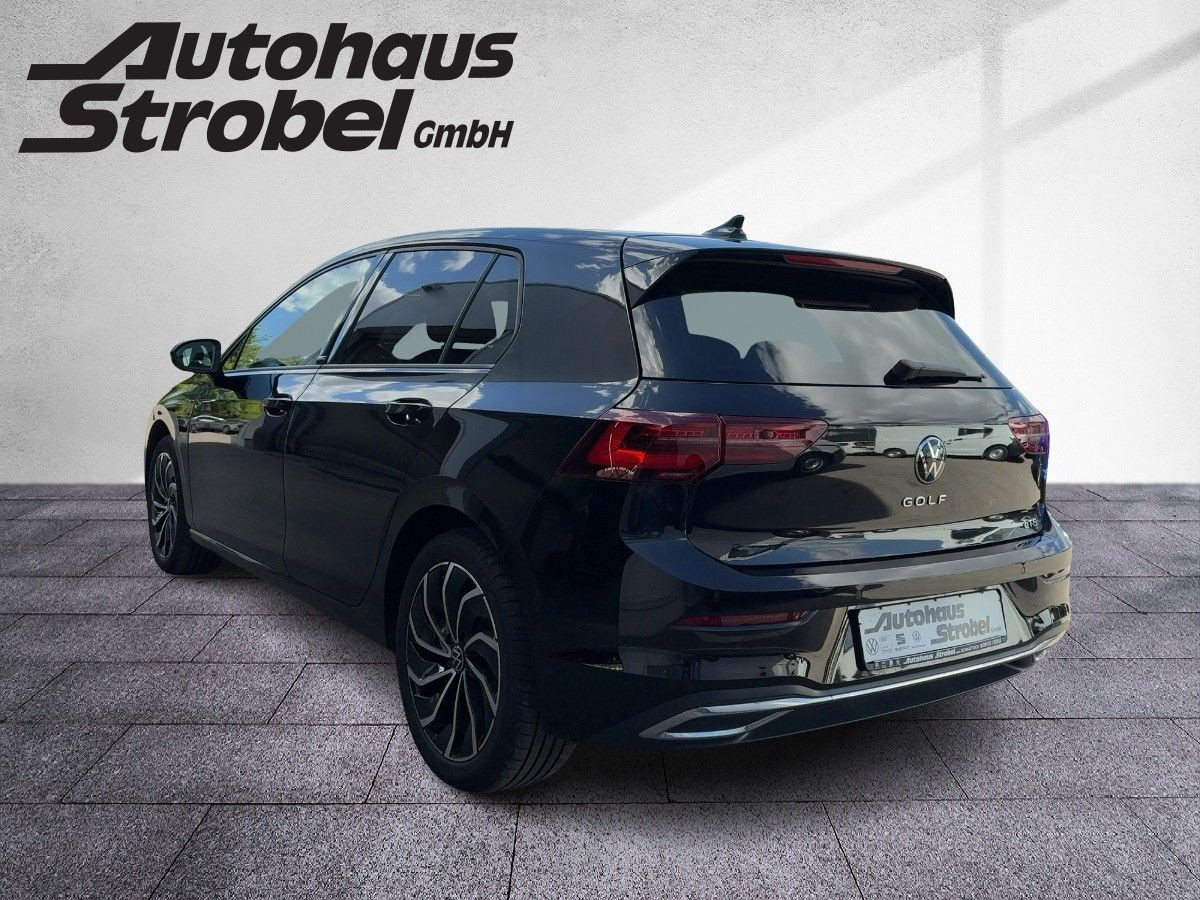 Golf VIII 1.5 eTSI DSG Life 
