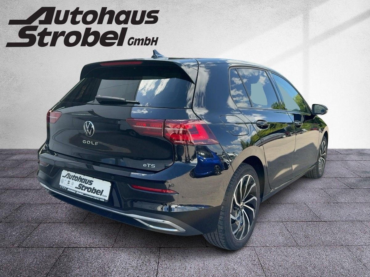 Golf VIII 1.5 eTSI DSG Life 