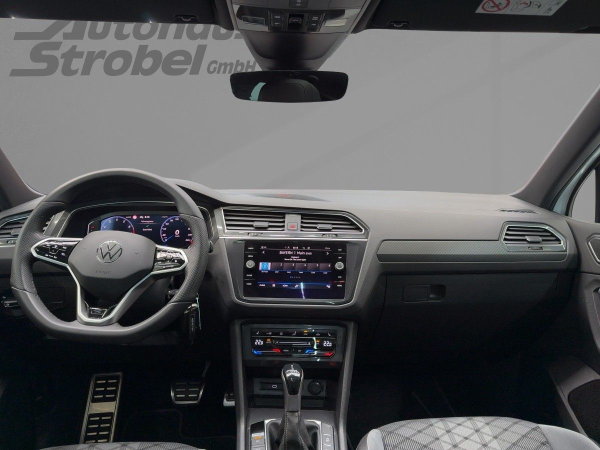 Tiguan 1.5 TSI DSG R-Line Navi Pano IQ-LED Kamera Harman Kardon