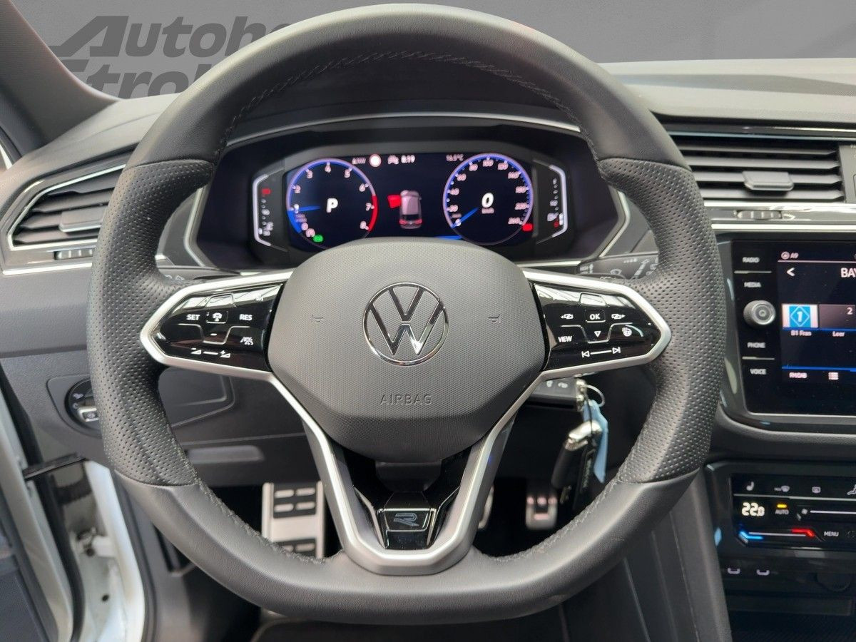 Tiguan 1.5 TSI DSG R-Line Navi Pano IQ-LED Kamera Harman Kardon
