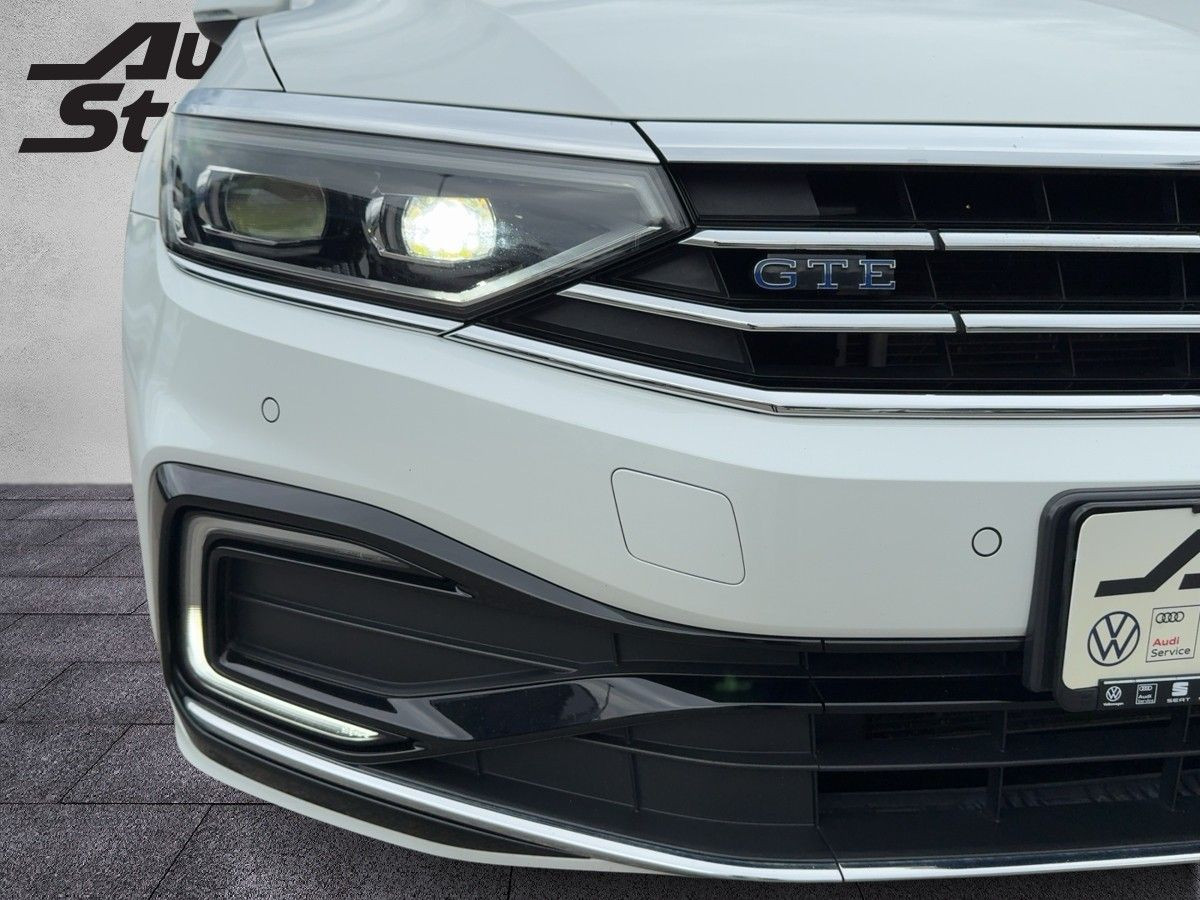 Passat Variant GTE 1.4 TSI DSG ACC AHK Navi Climatronic LED Matrix CarPlay Lane Assist
