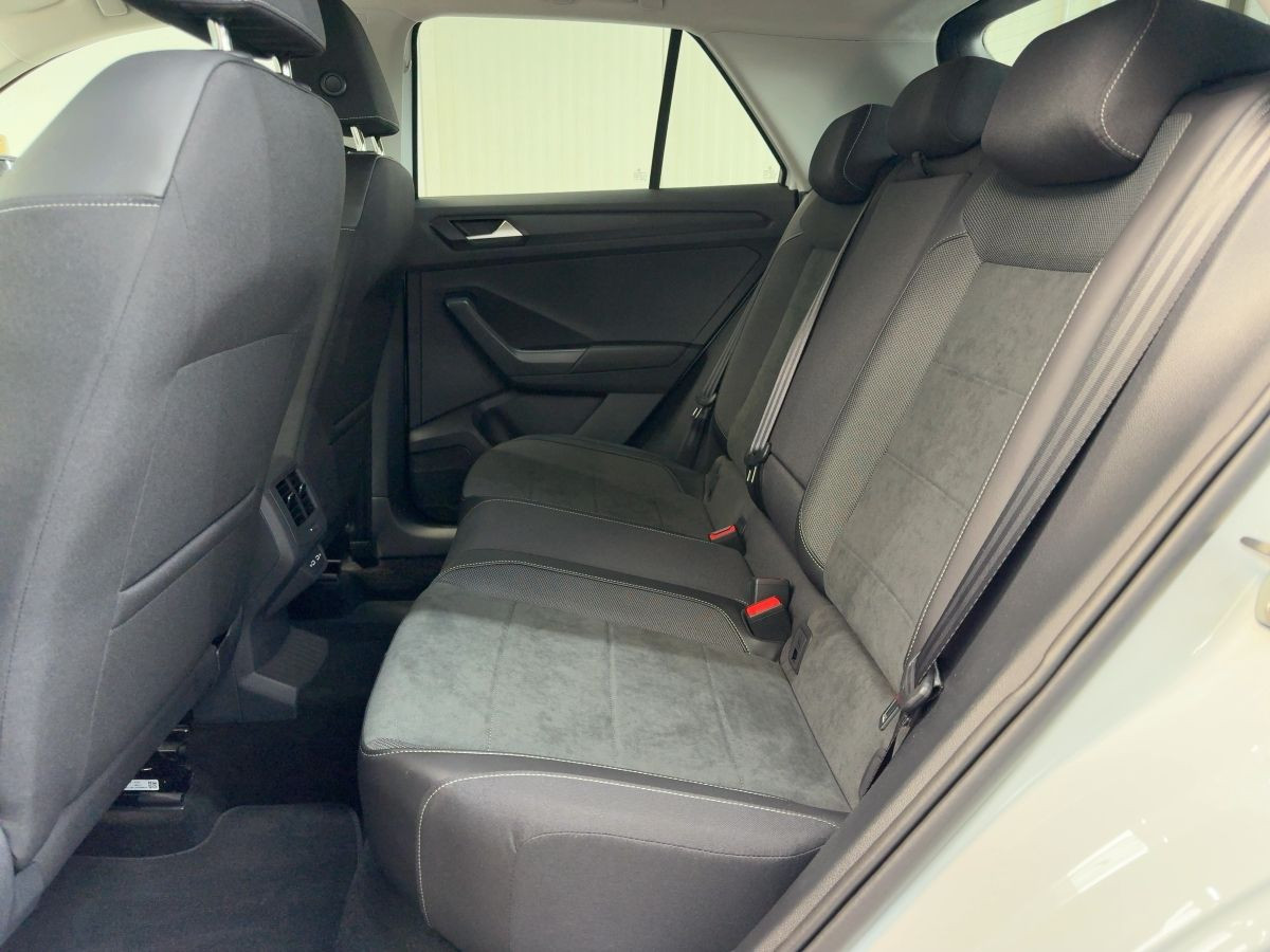 T-Roc 2.0 TDI DSG Style ab 3,99% AHK ACC LED Navi Kamera Climatronic Sitzh.