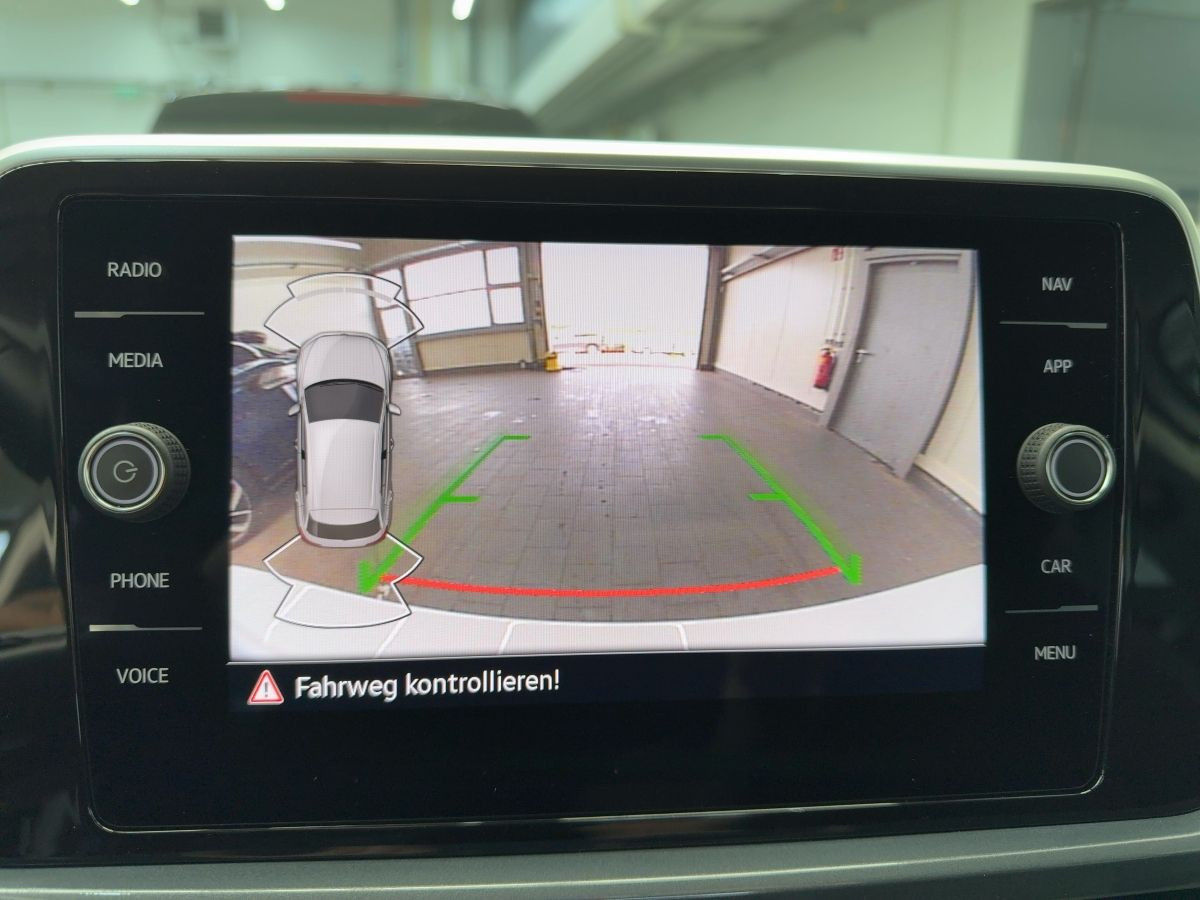 T-Roc 2.0 TDI DSG Style ab 3,99% AHK ACC LED Navi Kamera Climatronic Sitzh.