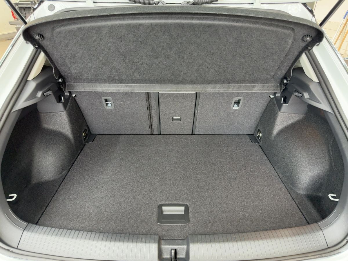 T-Roc 2.0 TDI DSG Style ab 3,99% AHK ACC LED Navi Kamera Climatronic Sitzh.