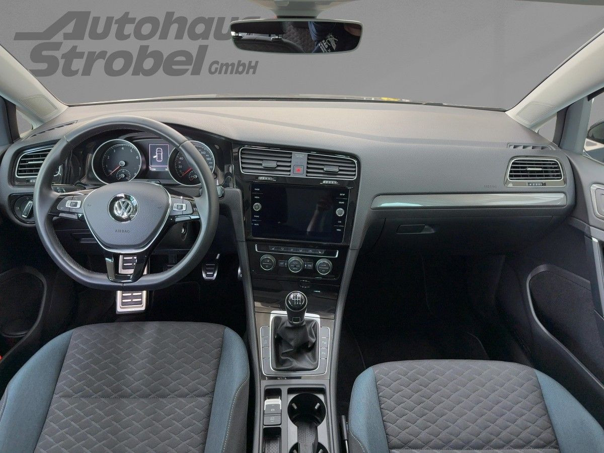 Golf VII 1.0 TSI Comfortline ACC Climatronic Bluet. Sitzhzg. Lane Assist