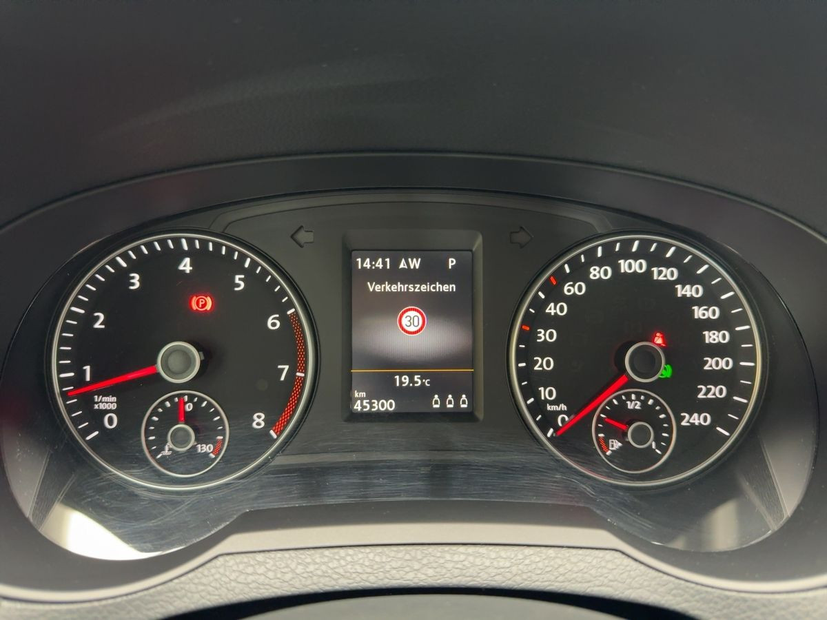 Sharan 1.4 TSI DSG Highline ab 3,99% ACC Navi BI-Xenon Leder Kamera Keyless