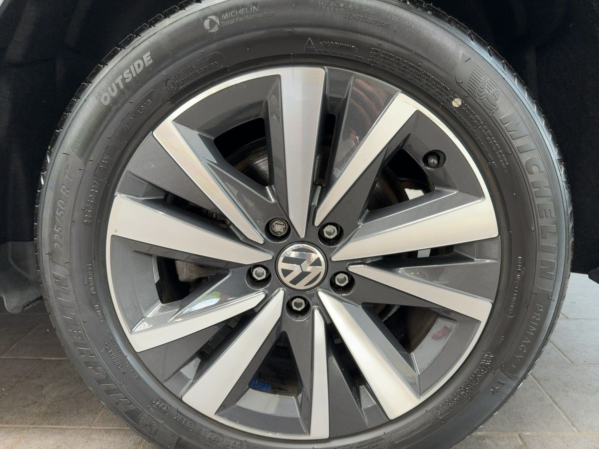 Sharan 1.4 TSI DSG Highline ab 3,99% ACC Navi BI-Xenon Leder Kamera Keyless