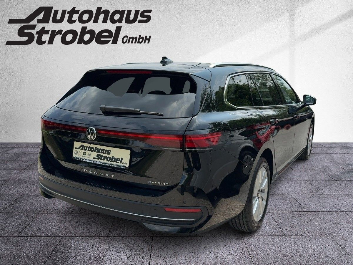 Passat Business 1,5 l eHybrid OPF 130 kW (177 PS) / 85 KW (115 PS) 6-Gang-Doppelkupplungsgetriebe DSG