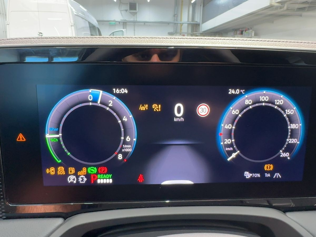 Passat Business 1.5 eHybrid 6-Gang DSG AHK*Sitzh