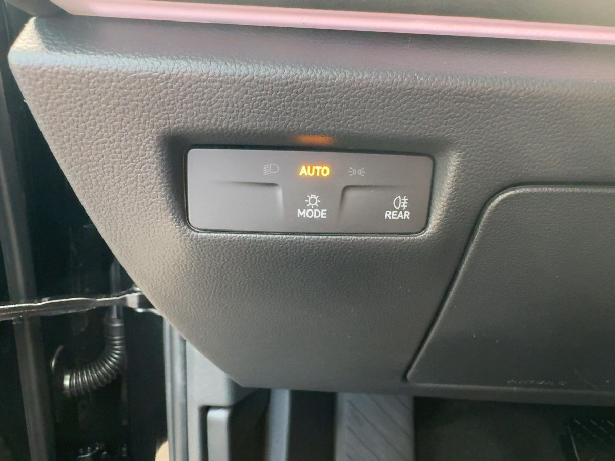 Passat Business 1.5 eHybrid 6-Gang DSG AHK*Sitzh