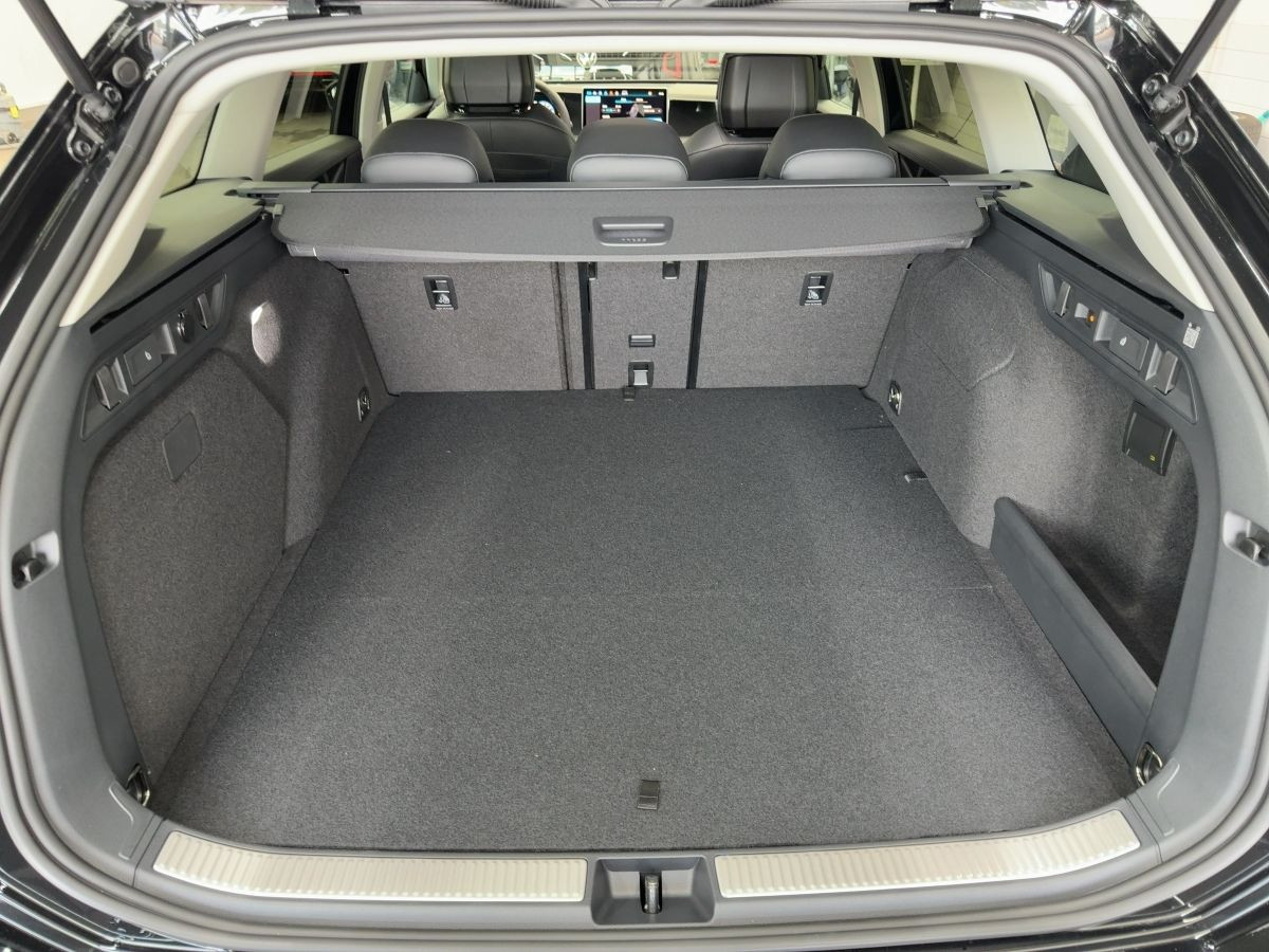 Passat Variant Business 1.5 eHybrid 110kW 6-Gang-DSG