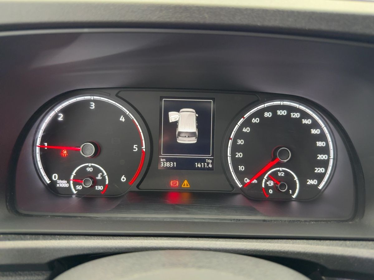 Caddy Maxi Life 2.0 TDI Einparkh. Lane Ass. Klima DAB+ Tempo Bluet.