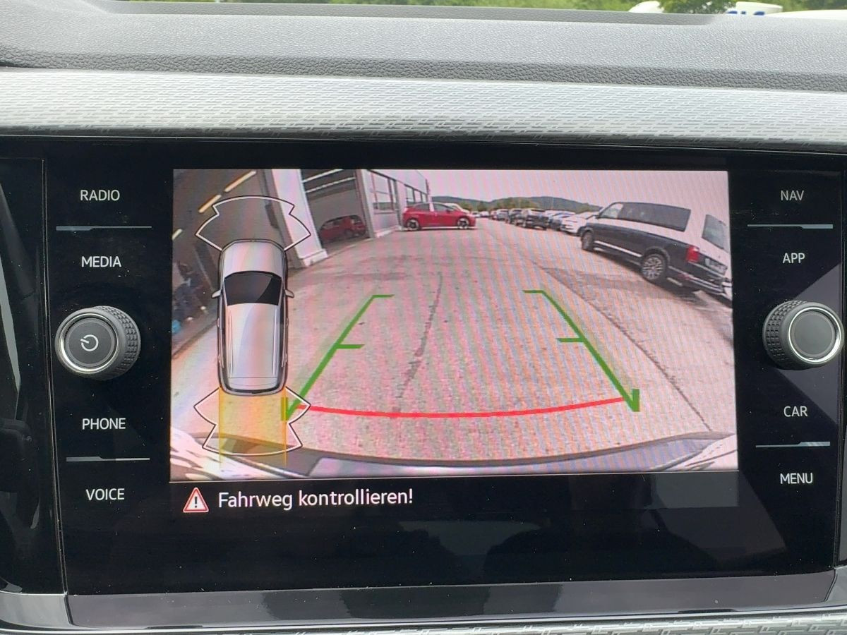 T-Cross 1.0 TSI DSG R-Line ACC LED Navi Kamera Climatronic Bluet. Sitzh.