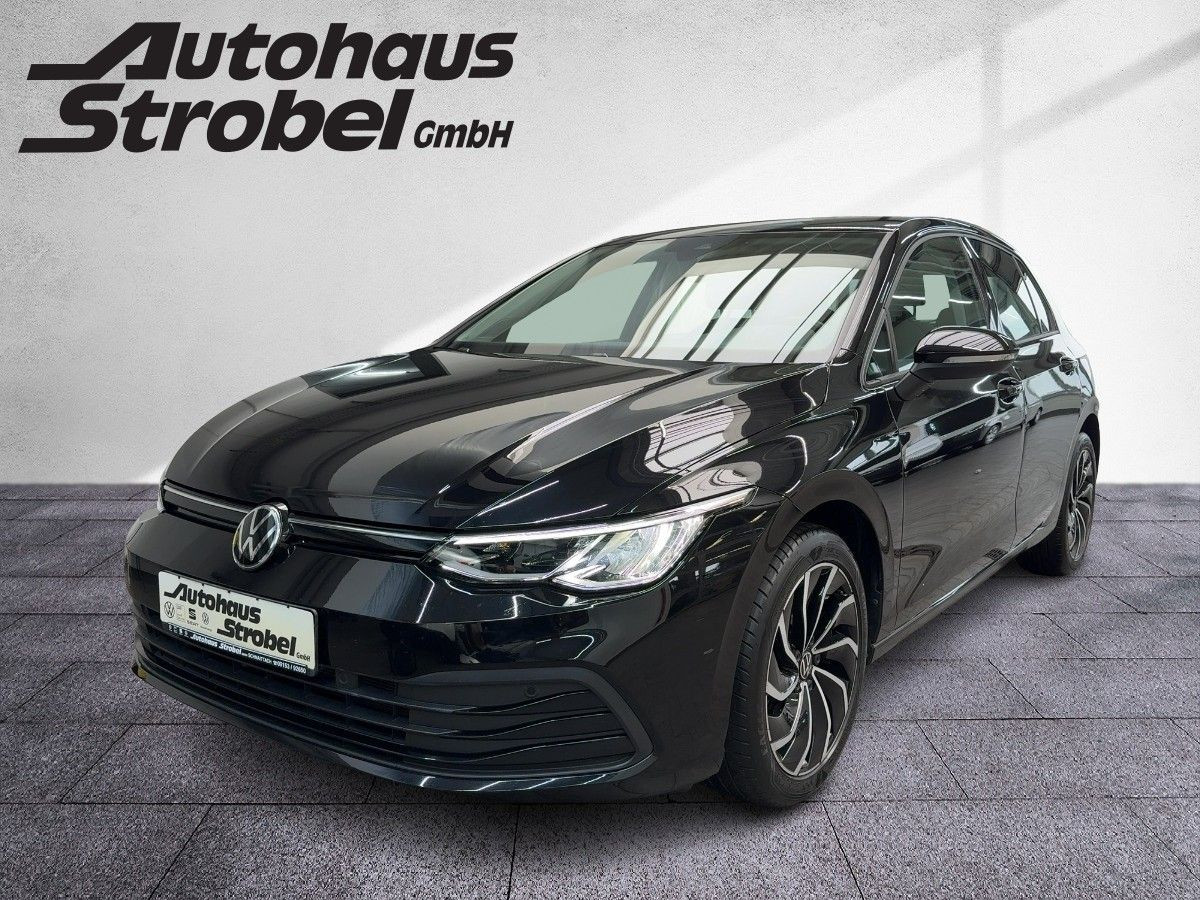 Golf VIII 1.5 TSI Life LED Navi Parkpilot Climatronic Lane-Ass Bluet. Sitzhzg