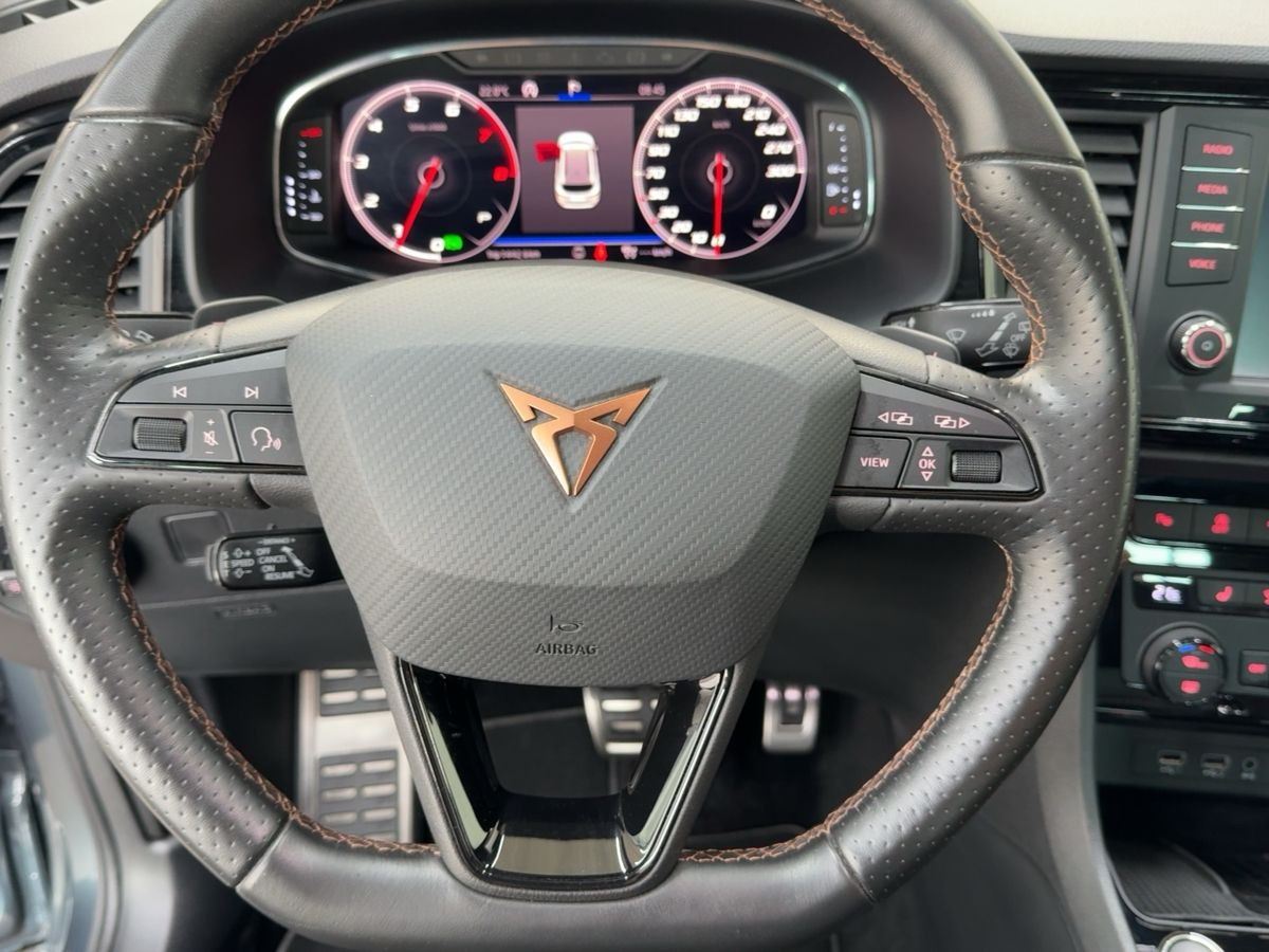 Ateca 2.0 TSI DSG 4Drive H&R-Federn ACC Beatsaudio Pano LED Navi Keyless Sitzh.