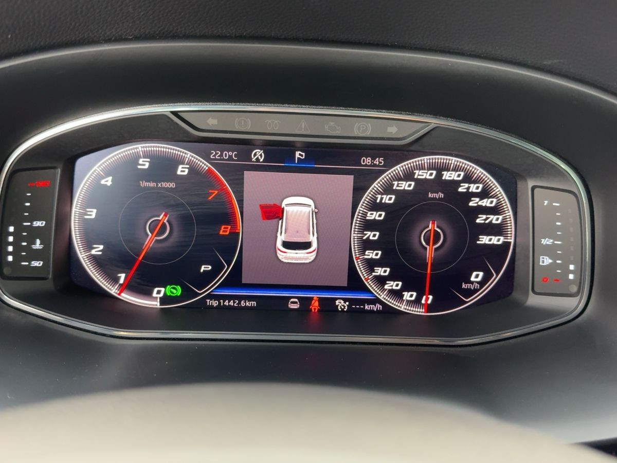 Ateca 2.0 TSI DSG 4Drive H&R-Federn ACC Beatsaudio Pano LED Navi Keyless Sitzh.