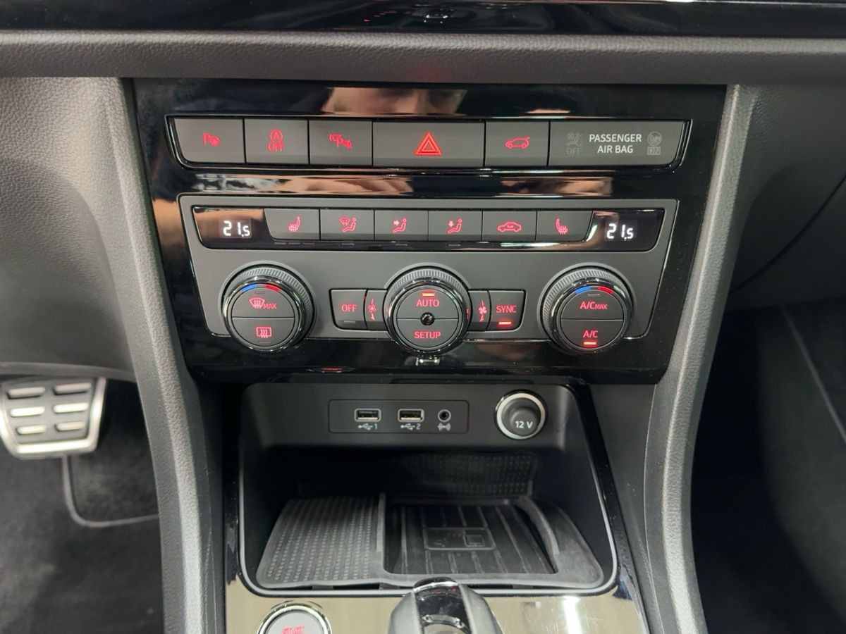 Ateca 2.0 TSI DSG 4Drive H&R-Federn ACC Beatsaudio Pano LED Navi Keyless Sitzh.