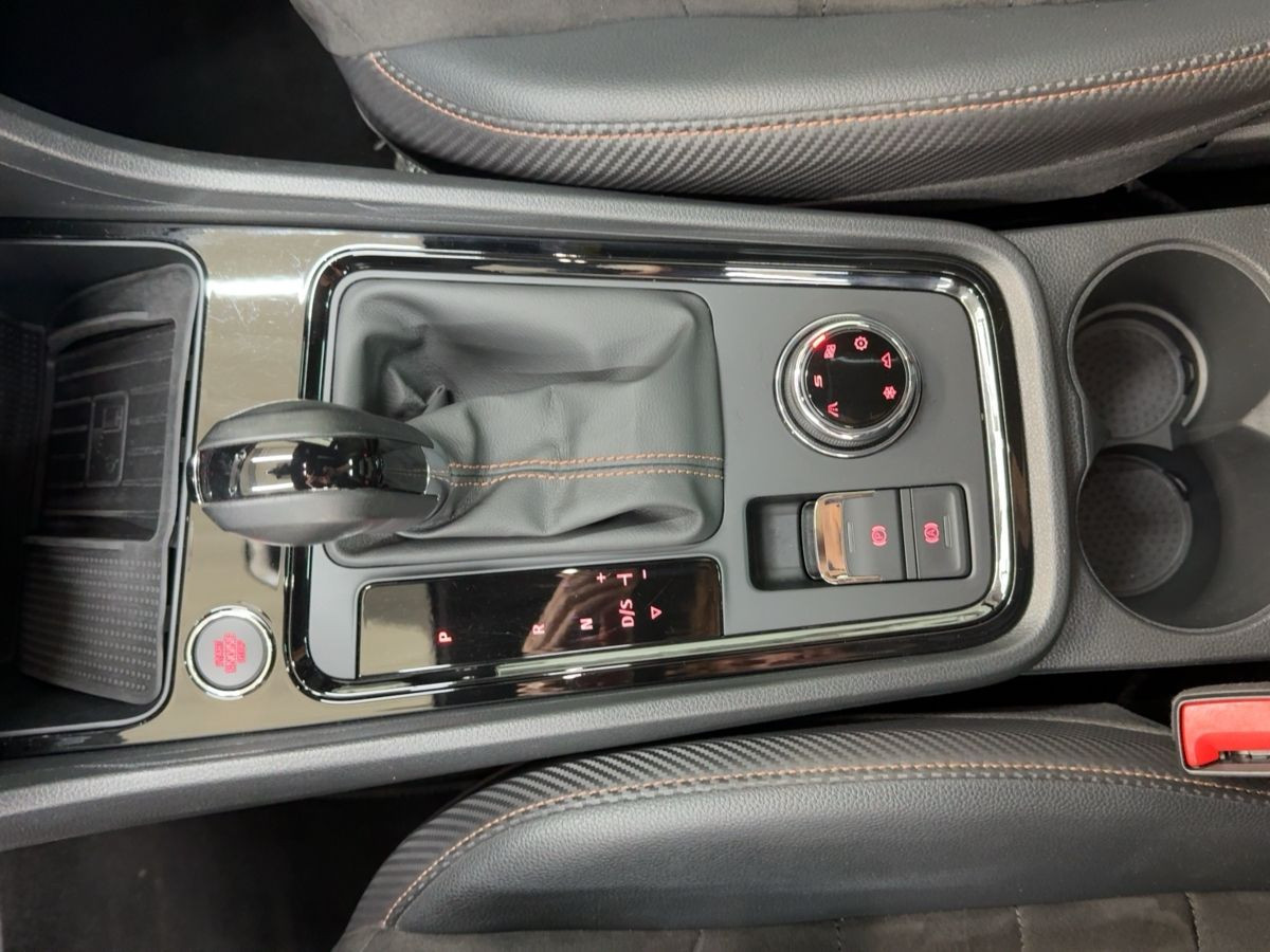 Ateca 2.0 TSI DSG 4Drive H&R-Federn ACC Beatsaudio Pano LED Navi Keyless Sitzh.