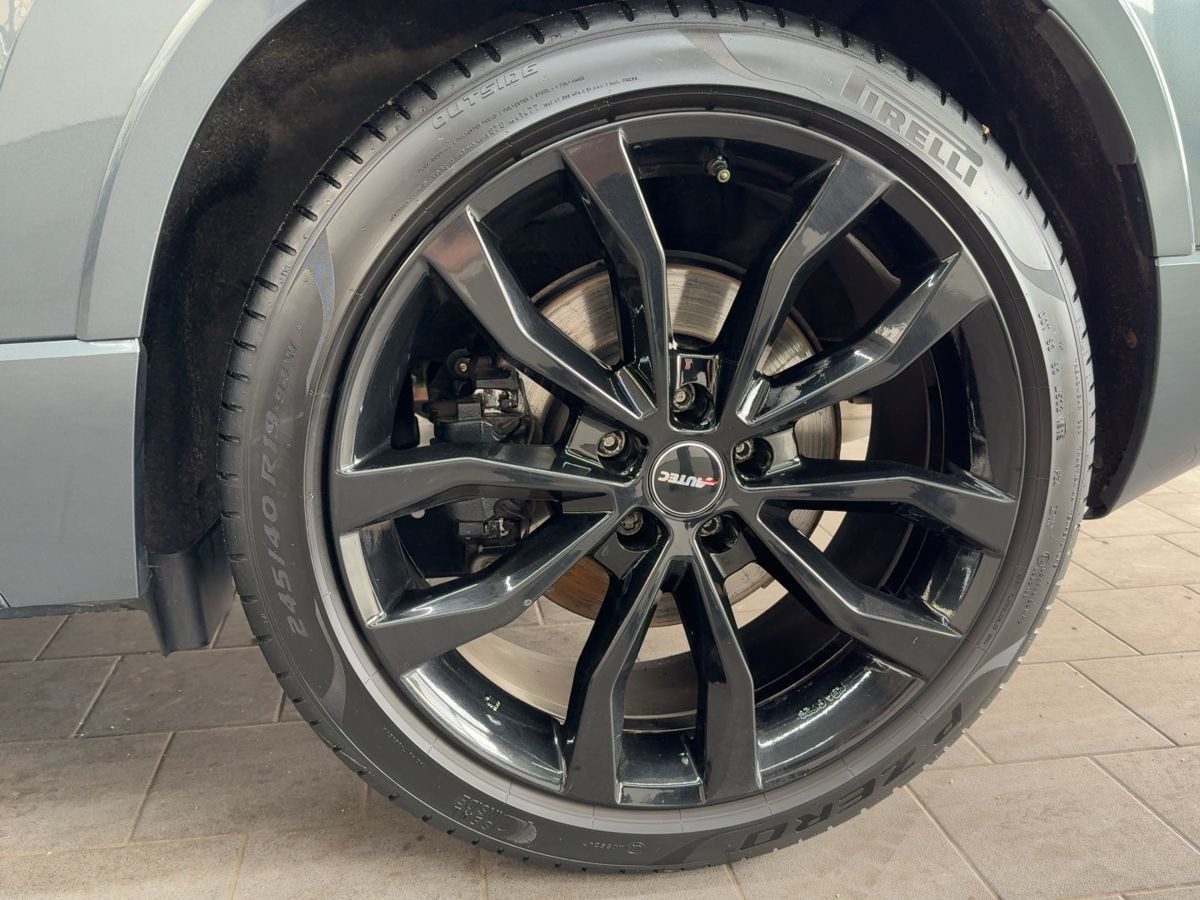 Ateca 2.0 TSI DSG 4Drive H&R-Federn ACC Beatsaudio Pano LED Navi Keyless Sitzh.
