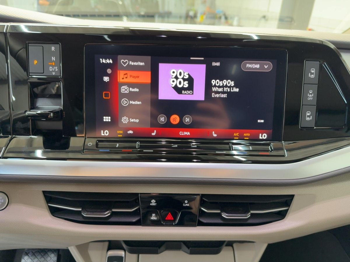 Multivan Life Edition 2.0 TDI 110 kW 7-Gang-DSG