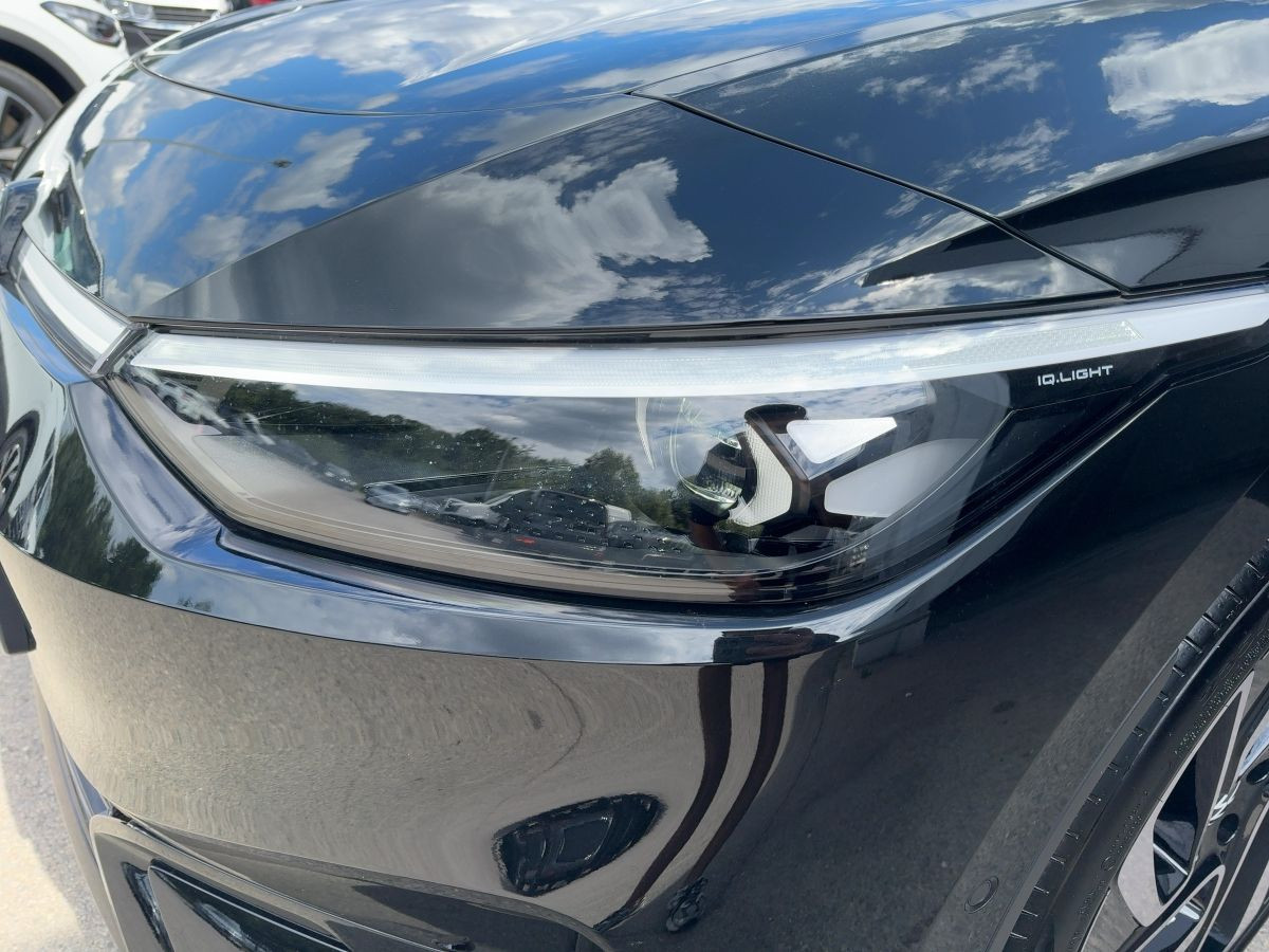 ID.7 Tourer Pro 82 kWh ab 0,99% Wärmep. AHK DCC LED-Matrix Harman Kardon Area View
