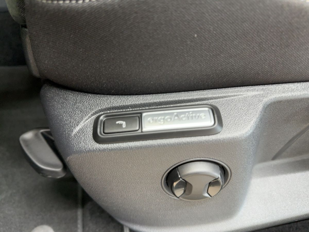T-Roc 1.0 TSI Style ab 1,99% ACC Navi LED-Matrix Kamera Climatronic Bluet. Sitzh