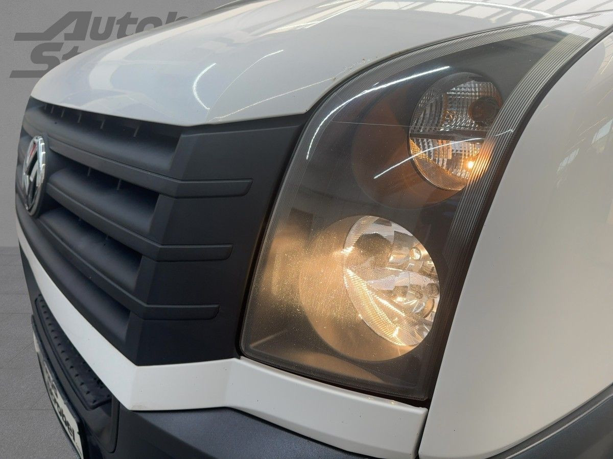 Crafter 2.0 TDI Kombi LR HD 9-Sitze Navi Kamera Standh. Klima Sitzh.