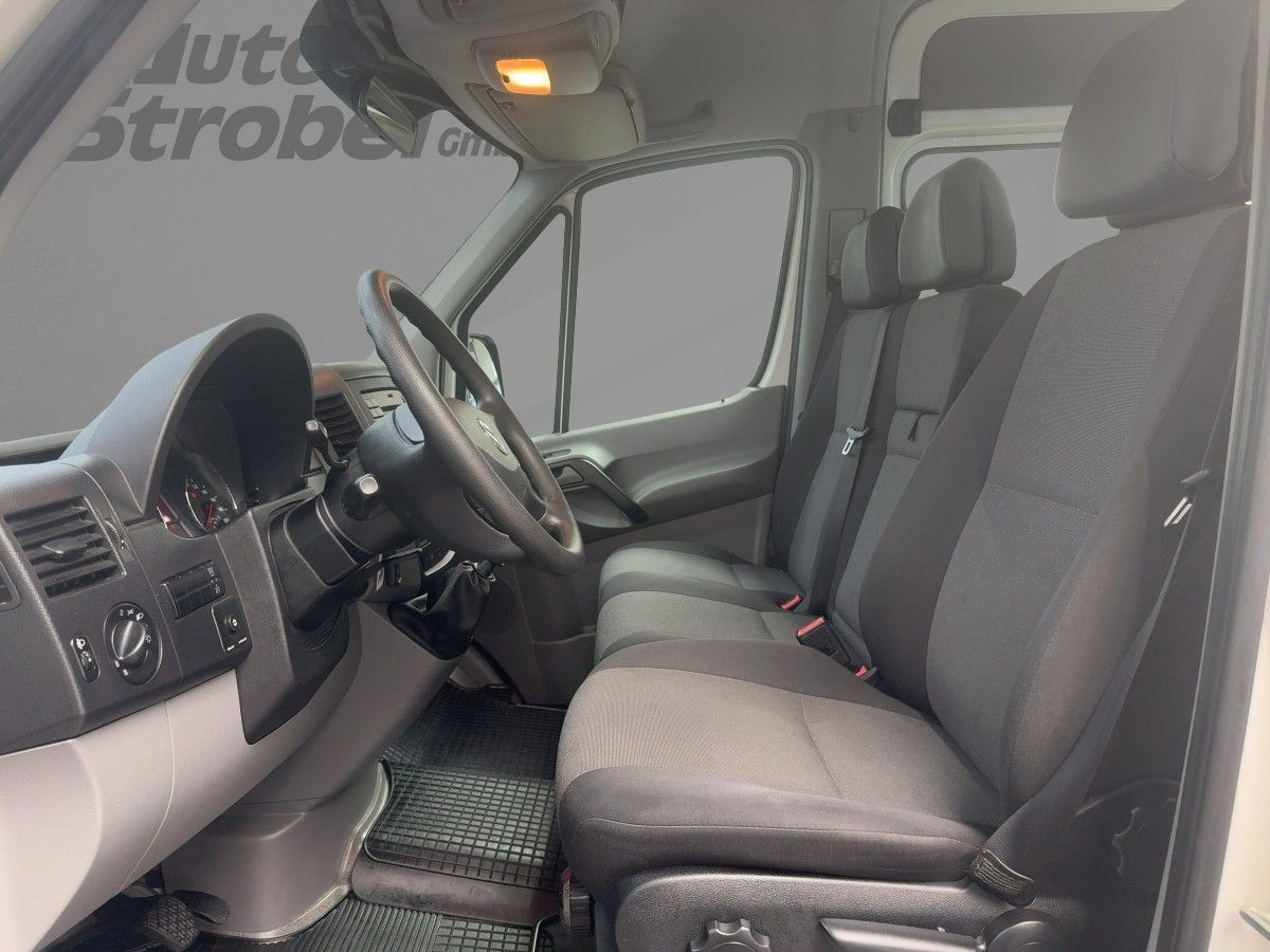 Crafter 2.0 TDI Kombi LR HD 9-Sitze Navi Kamera Standh. Klima Sitzh.