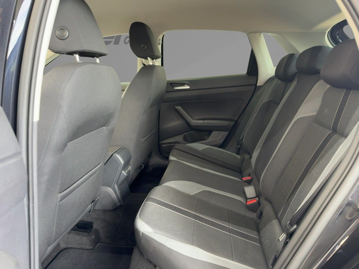 Polo 1.0 TSI DSG Highline ACC LED-Matrix Kamera Lane-Ass. Sitzhzg Bluet.