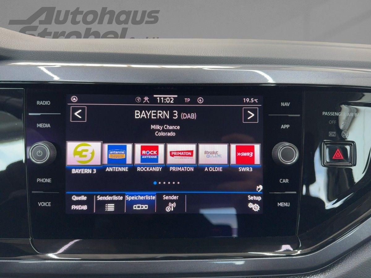 Polo 1.0 TSI DSG Highline ACC LED-Matrix Kamera Lane-Ass. Sitzhzg Bluet.