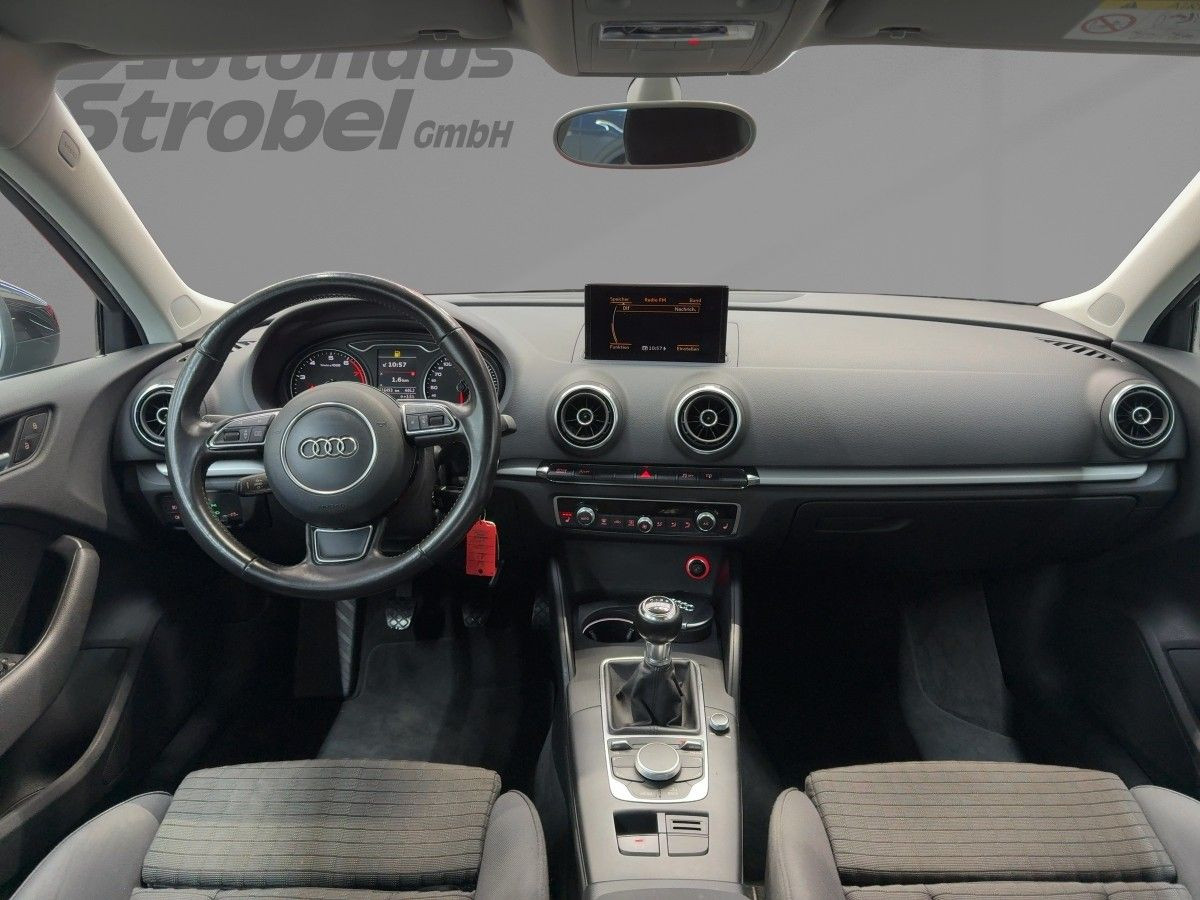 A3 Sportback 1.8 TFSI Ambiente Xenon Plus Tempo Einparkh. Sitzh. Klima