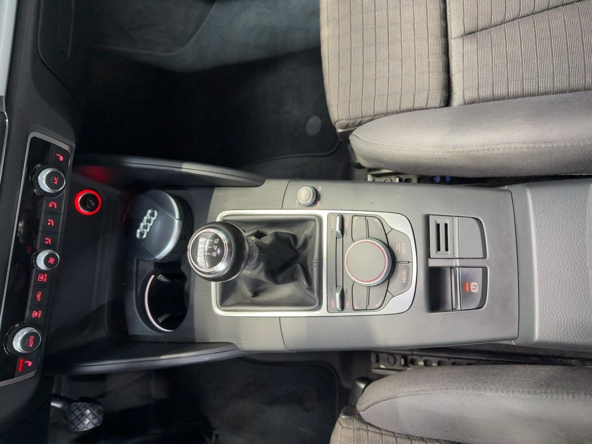 A3 Sportback 1.8 TFSI Ambiente Xenon Plus Tempo Einparkh. Sitzh. Klima