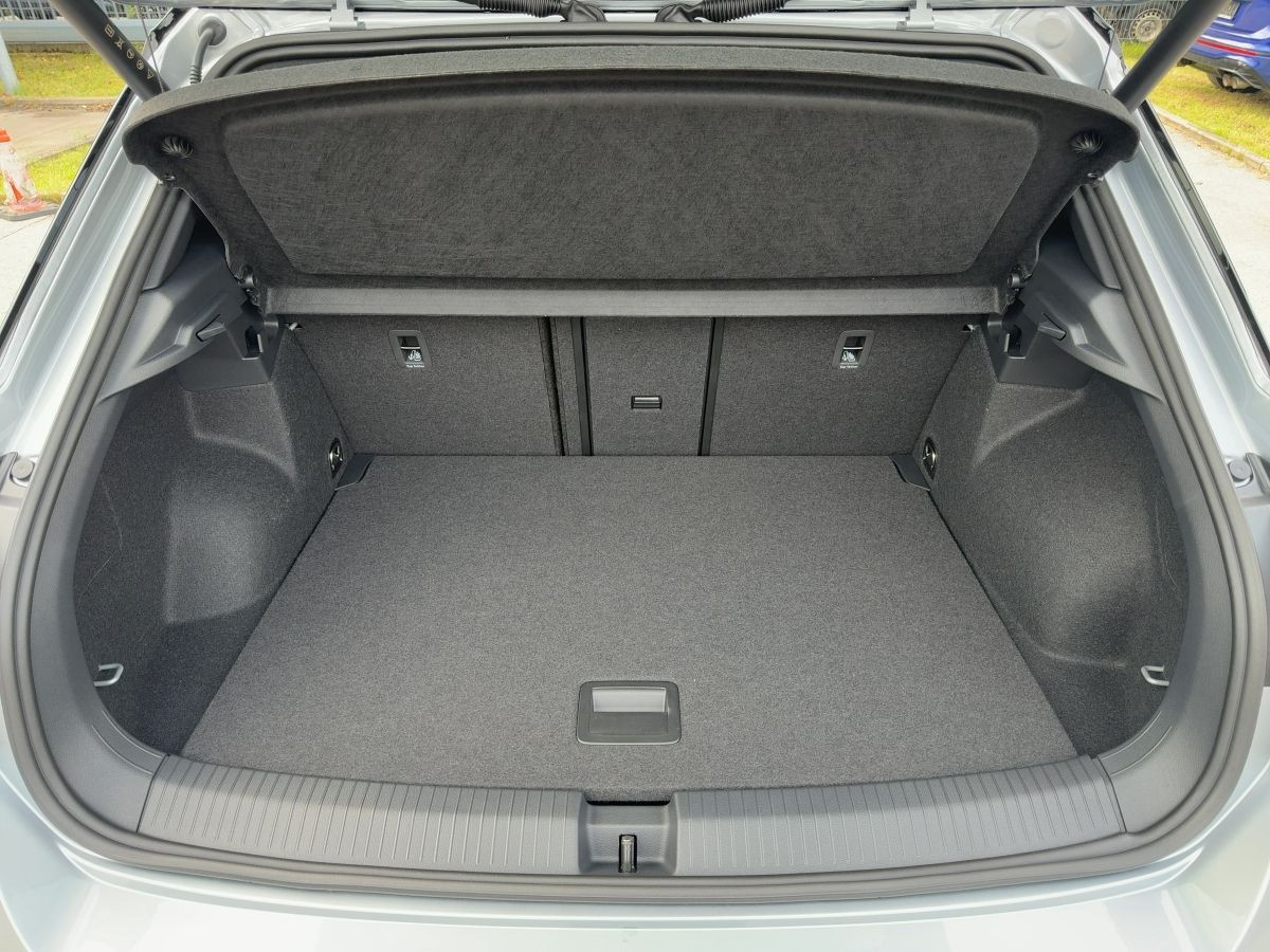 T-Roc R 2.0 l TSI OPF 4MOTION 221 kW (300 PS) 7-Gang-Doppelkupplungsgetriebe DSG