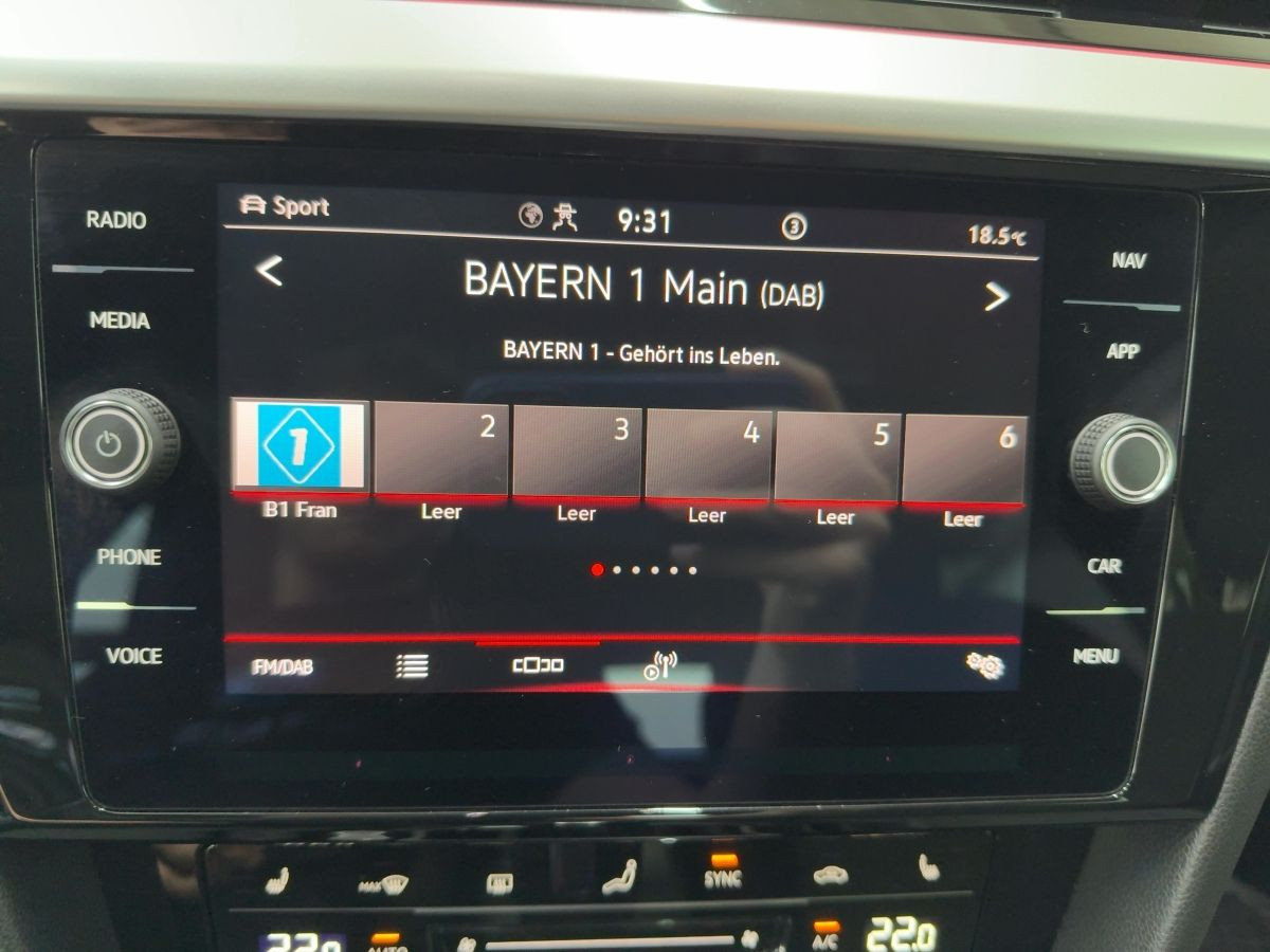 Arteon 2.0 TDI DSG R-Line ACC Navi LED Pano Kamera Climatronic Bluet. Sitzh.